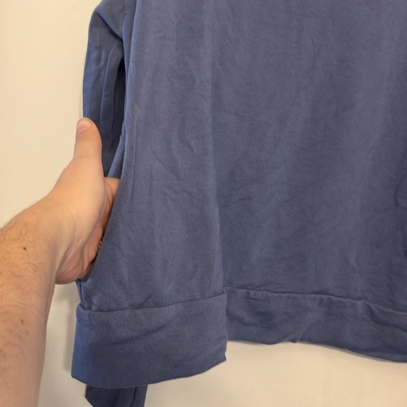 Offline crewneck sweatshirt  with side pockets and thumb holes women’s small - Picture 3 of 5